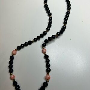 CORAL Elegant Black and Pink Beaded Necklace